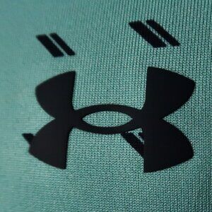 Under Armour Aqua Pattern The Playoff Polo (L) OMG! ⛳️